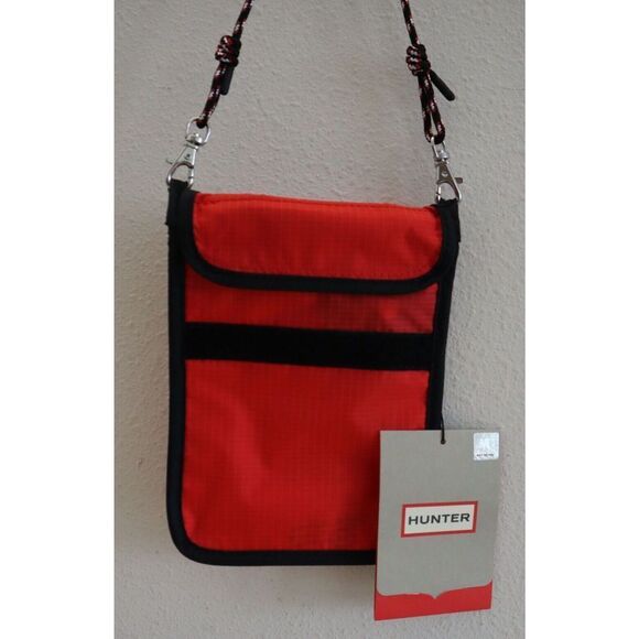 Hunter UBP7012KBM One Size Red Original Packable Phone Pouch Crossbody Bag - Picture 8 of 8